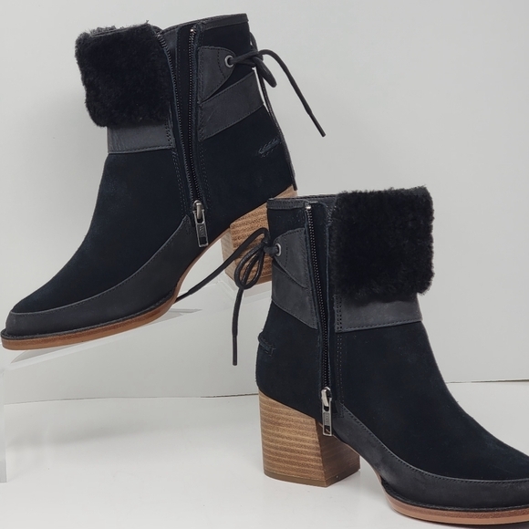 UGG Women's Wedge Block Boots Lace Up Shearling Suede 1104863 Size 6 Pre-owned - Picture 8 of 10